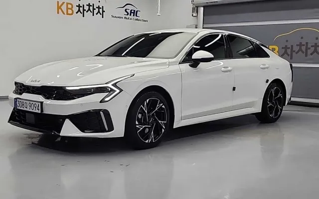 소나타디엣지 중고차 더 뉴 K5 3세대 2.0 매물 사진 13 - 2024/10 26,832km