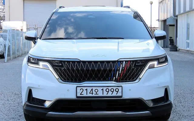 소나타디엣지 중고차 카니발 4세대 디젤 9인승 노블레스 매물 사진 16 - 2023/02 52,536km